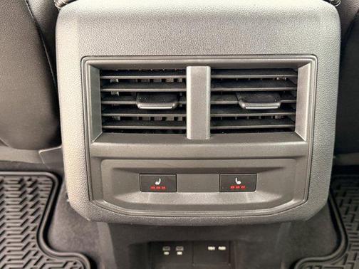 2023 Volkswagen Atlas Cross Sport 3.6L V6 SEL Premium R-Line