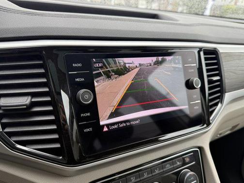 2023 Volkswagen Atlas 3.6L SE w/Technology