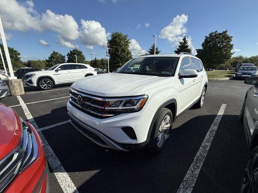 2023 Volkswagen Atlas 3.6L SE w/Technology