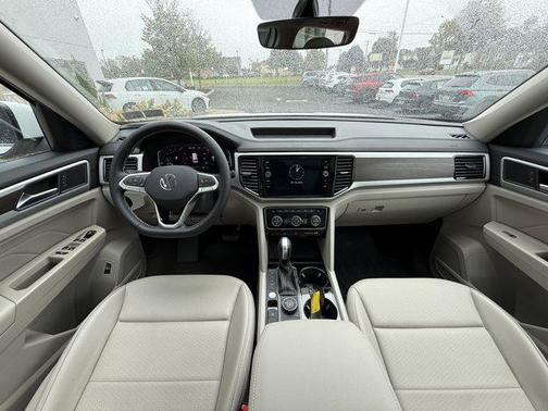 2023 Volkswagen Atlas 3.6L SE w/Technology