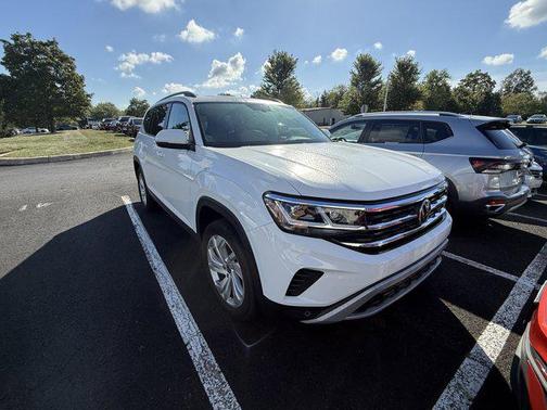 2023 Volkswagen Atlas 3.6L SE w/Technology