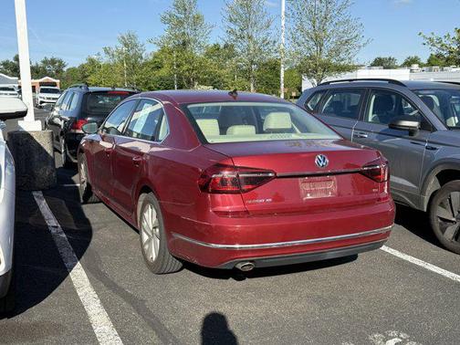 2018 Volkswagen Passat 2.0T SE