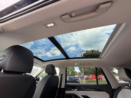 Black 2026 Volkswagen Tiguan 2.0T SE
