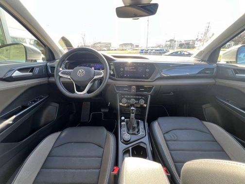 2023 Volkswagen Taos 1.5T SEL