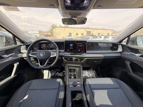 Platinum Gray Metallic 2026 Volkswagen Tiguan 2.0T SE 4MOTION