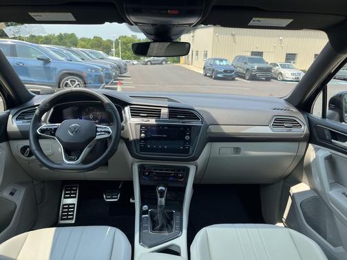 Black 2023 Volkswagen Tiguan 2.0T SE R-Line Black