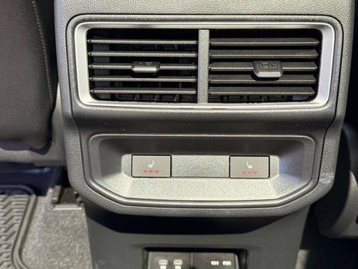 2026 Volkswagen Atlas Cross Sport 2.0T SEL