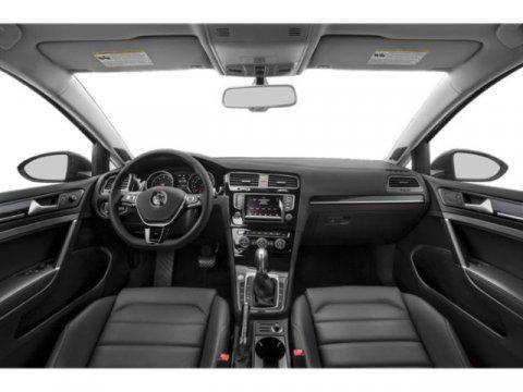 2015 Volkswagen Golf SportWagen TDI SE 4-Door