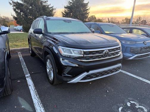 2023 Volkswagen Atlas 3.6L SE w/Technology