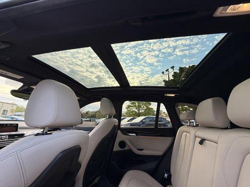 Glacier Silver Metallic 2021 BMW X1 xDrive28i