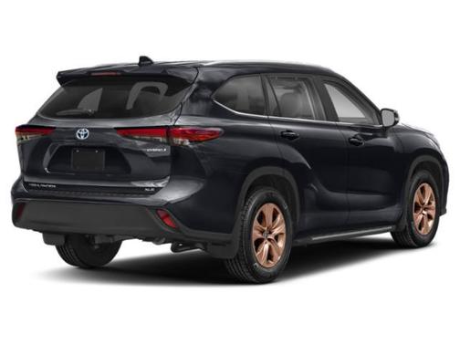 Black 2023 Toyota Highlander Hybrid XLE