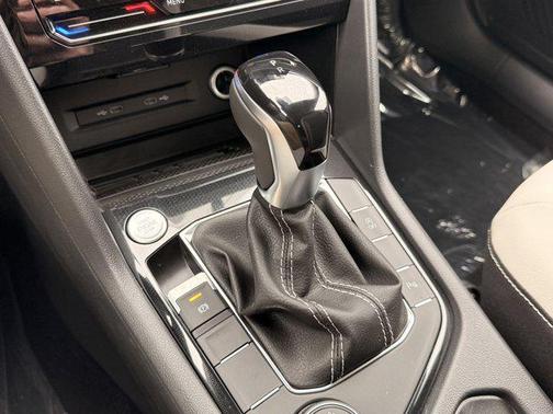 Cornflower Blue 2026 Volkswagen Taos SE
