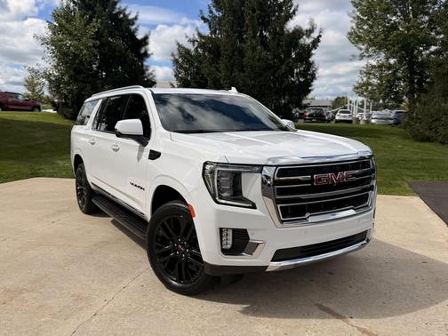 Summit White 2024 GMC Yukon XL SLT