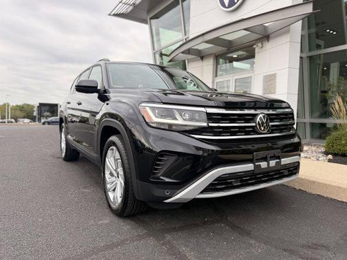 2022 Volkswagen Atlas 3.6L SE w/Technology