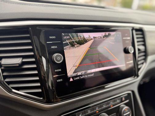 2022 Volkswagen Atlas 3.6L SE w/Technology