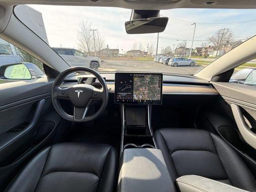 Midnight Silver Metallic 2019 Tesla Model 3 Standard Range Plus