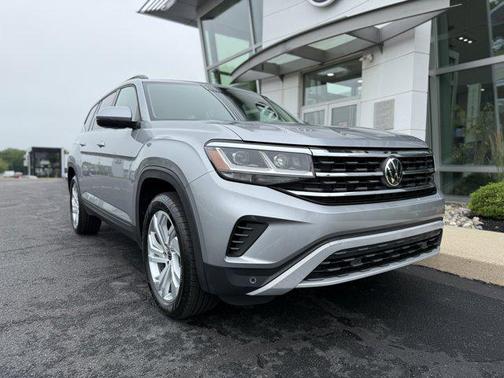 2022 Volkswagen Atlas 2.0T SE w/Technology 4MOTION