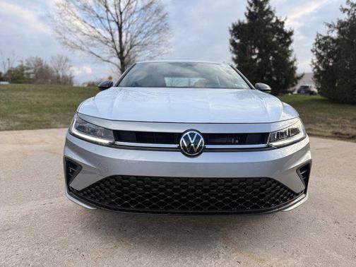 Pyrite Silver Metallic 2026 Volkswagen Jetta 1.4T S