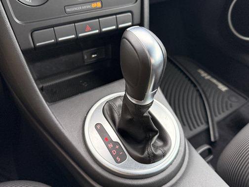 2016 Volkswagen Beetle 1.8T S