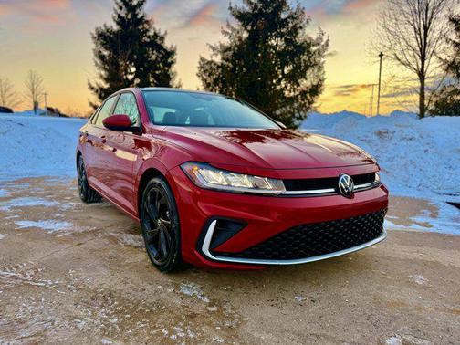 2025 Volkswagen Jetta 1.5T SE