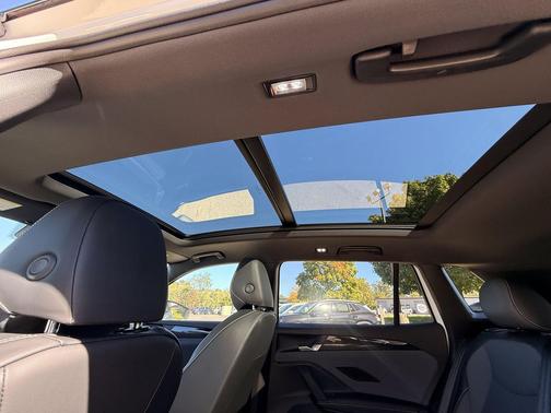 Opal White w/Deep Black Roof 2026 Volkswagen Tiguan 2.0T SE R-Line Black 4MOTION
