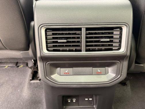 2026 Volkswagen Atlas Cross Sport 2.0T SEL Premium