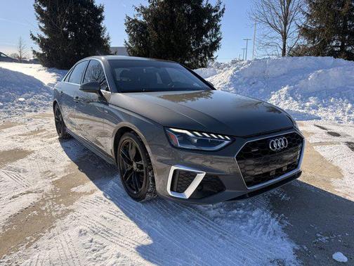 2023 Audi A4 45 S line Premium Plus