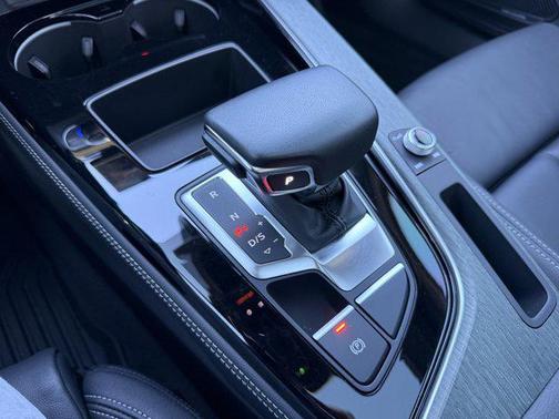2023 Audi A4 45 S line Premium Plus