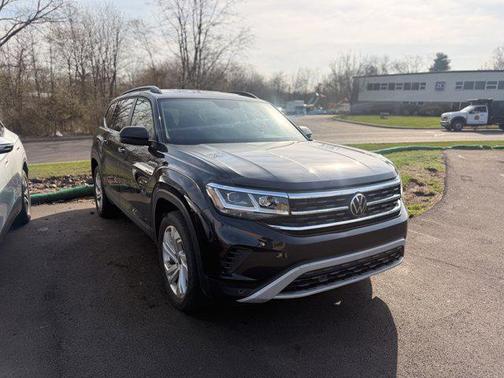2023 Volkswagen Atlas 3.6L SE w/Technology