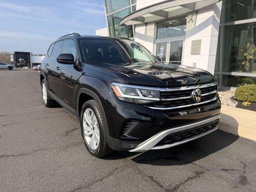2023 Volkswagen Atlas 3.6L SE w/Technology