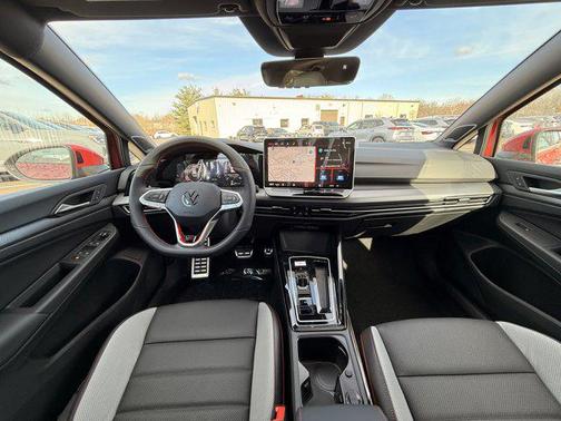 2026 Volkswagen Golf GTI 2.0T SE DSG