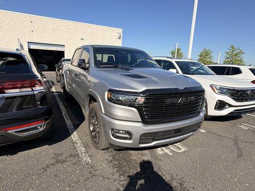 Billet Silver Metallic Clearcoat 2025 RAM 1500 Laramie