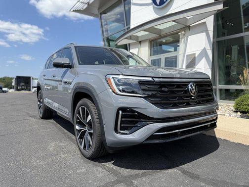 2025 Volkswagen Atlas 2.0T SEL Premium R-Line 4MOTION