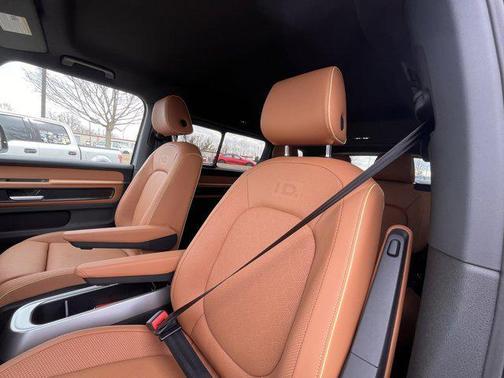 2025 Volkswagen ID. Buzz Pro S