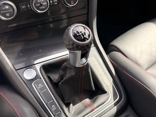 Carbon Steel Gray Metallic 2015 Volkswagen Golf GTI 2.0T Autobahn w/Performance Package 4-Door