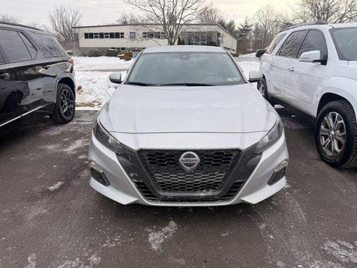 2022 Nissan Altima S FWD