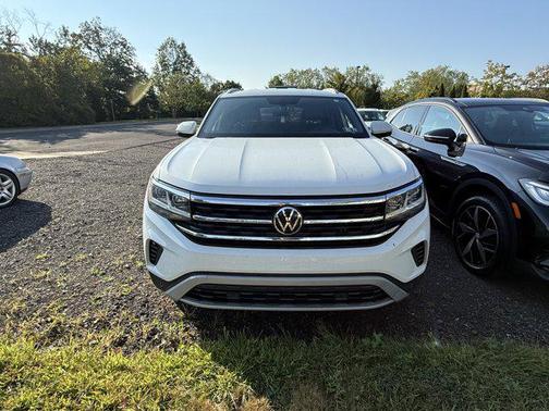2022 Volkswagen Atlas Cross Sport 3.6L V6 SE w/Technology