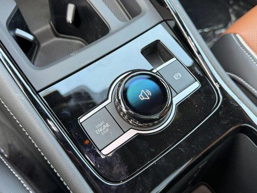 2026 Volkswagen Tiguan 2.0T SEL R-Line 4MOTION