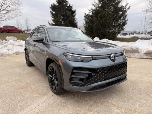 2026 Volkswagen Tiguan 2.0T SE R-Line Black 4MOTION