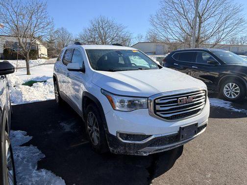 2017 GMC Acadia SLE-2
