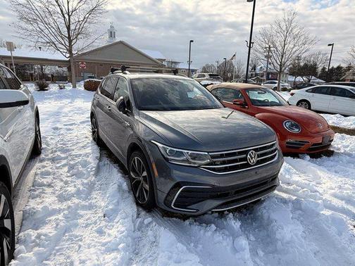 2022 Volkswagen Tiguan 2.0T SEL R-Line 4MOTION