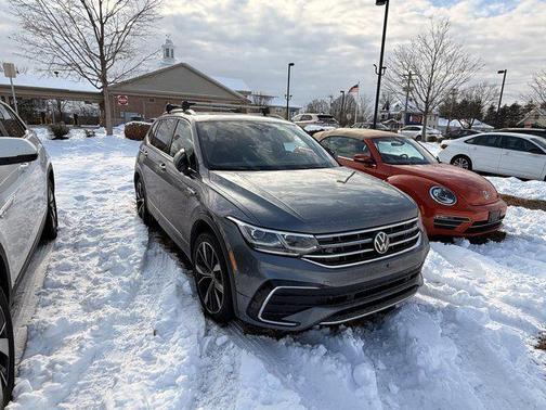 2022 Volkswagen Tiguan 2.0T SEL R-Line 4MOTION