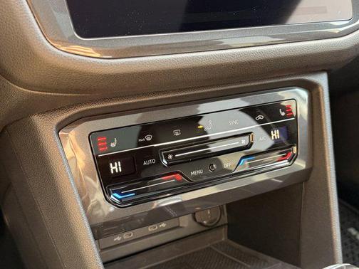 2022 Volkswagen Tiguan 2.0T SEL R-Line 4MOTION