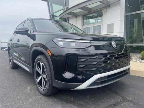 2025 Volkswagen Tiguan 2.0T SE 4MOTION
