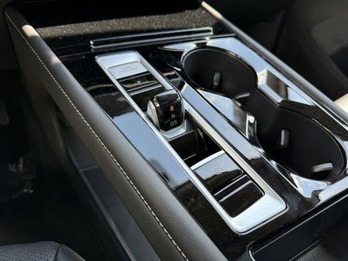 2025 Volkswagen Atlas 2.0T SEL Premium R-Line 4MOTION