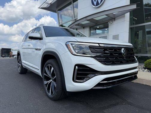 2025 Volkswagen Atlas 2.0T SEL Premium R-Line 4MOTION