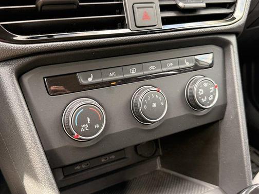Pyrite Silver Metallic 2022 Volkswagen Taos 1.5T S
