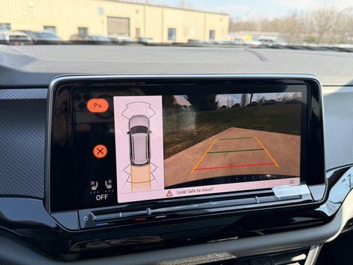 Pure Gray 2026 Volkswagen Atlas Peak Edition