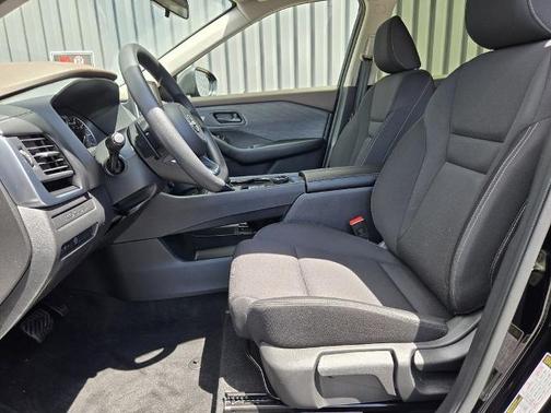 Black 2023 Nissan Rogue S