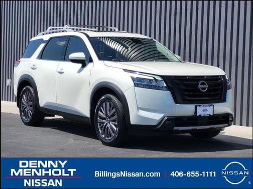 2023 Nissan Pathfinder SL